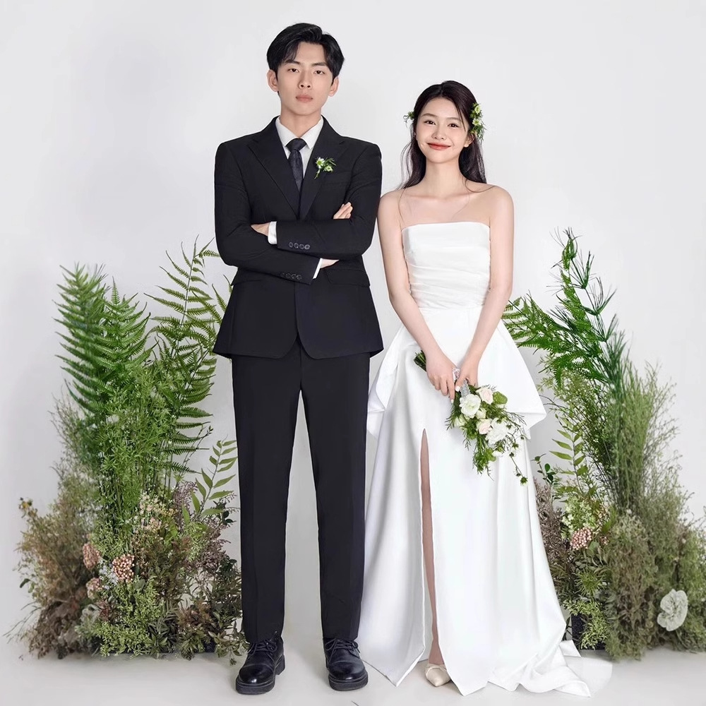 French-Style Travel Wedding Dress 2026 Strapless Bride Simple Going-Out Dress Forest Style Super Fairy Small Train White Reception Dress