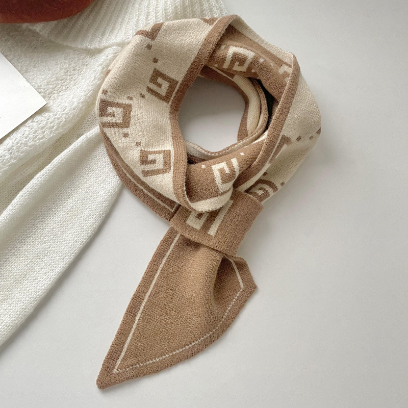 Nuevo tipo de bufandas cruzadas coreanas de otoño y invierno de ajedrez de punto de cuadros perezosos perforación bufandas de cuello