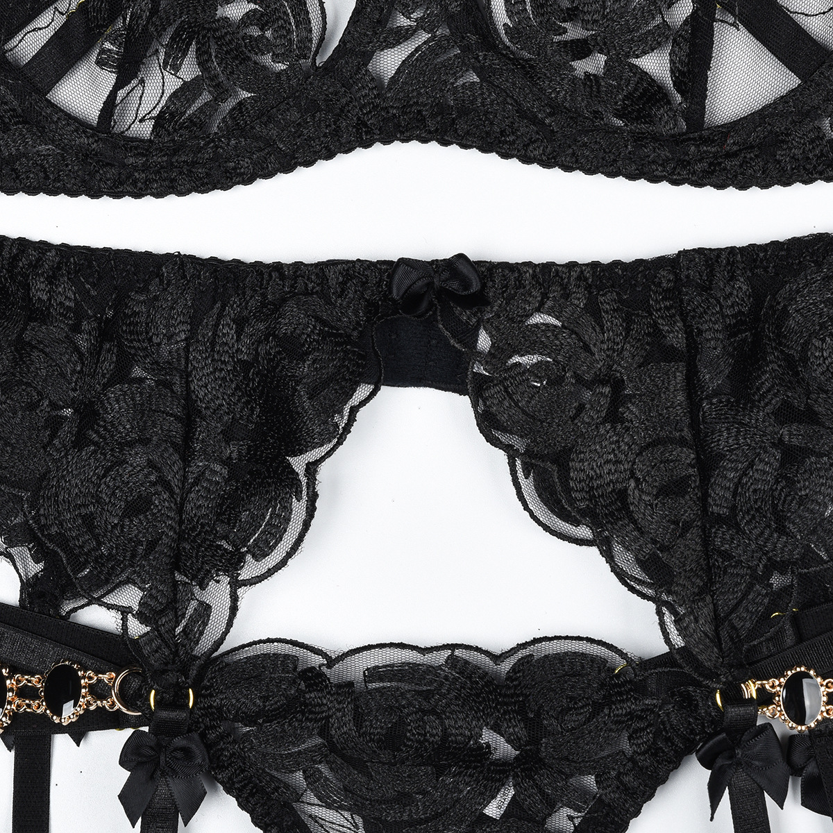 Vintage Gemstone Lace Underwear: A Symphony of Elegance