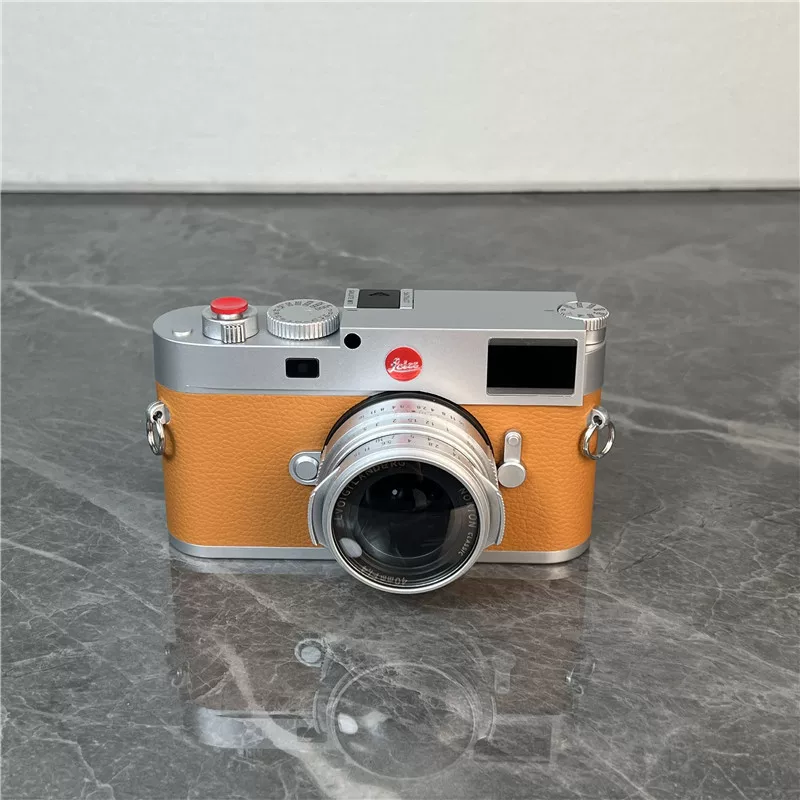 Retro camera model prop M‑style, detachable lenses, painted plastic body, strap, display options