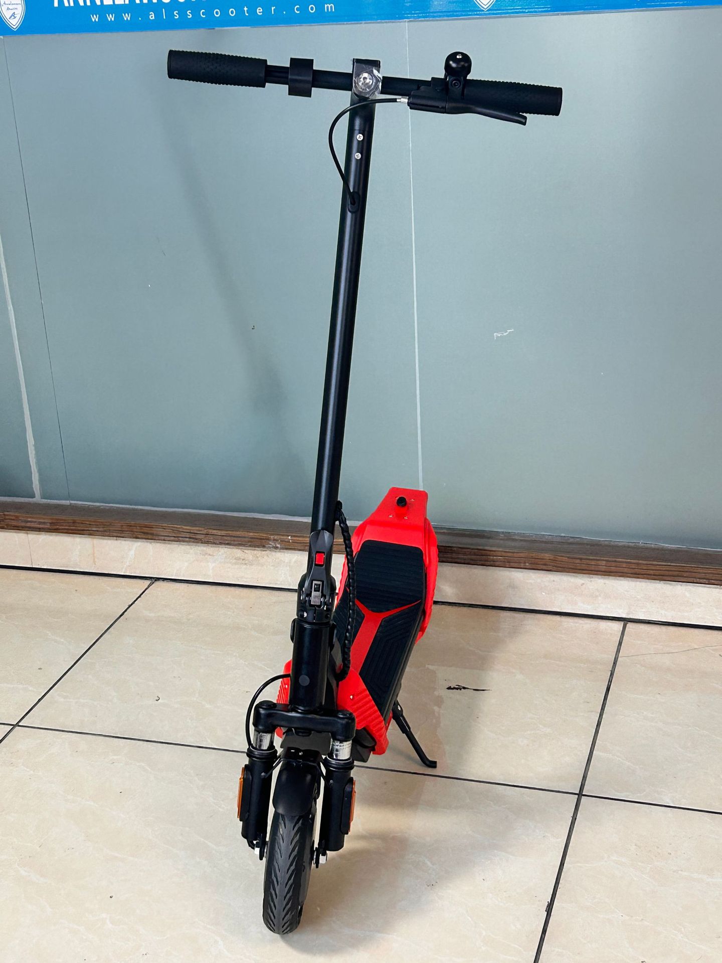 Electric scooter for adults, long range, front shock absorption, foldable, e-scooter, direct shipment from overseas warehouse