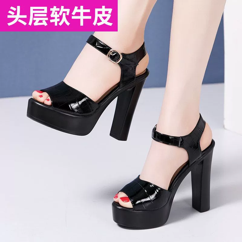 Толстые каблуки модели cheongsam подиум сандалии женские летние 13cm на высоких каблуках водонепроницаемый стол для кекса с толстой подошвенной рыбой лакированные сандалии