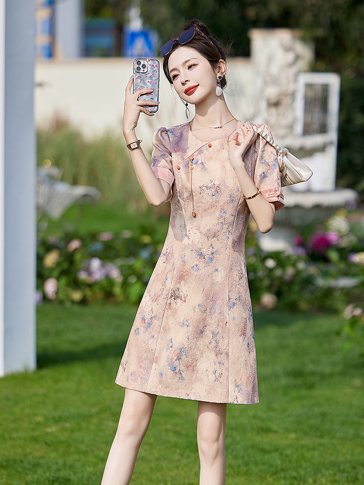 Váy sườn xám cải tiến phong cách Trung Quốc mới, thiết kế chữ A thanh lịch, mùa hè — Màu hồng, Màu xanh lá