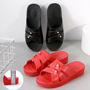 ���팚-25���l�r��Ů��t��ɫ�ҾӺ��Ь�����҃�һ�����и���Ь