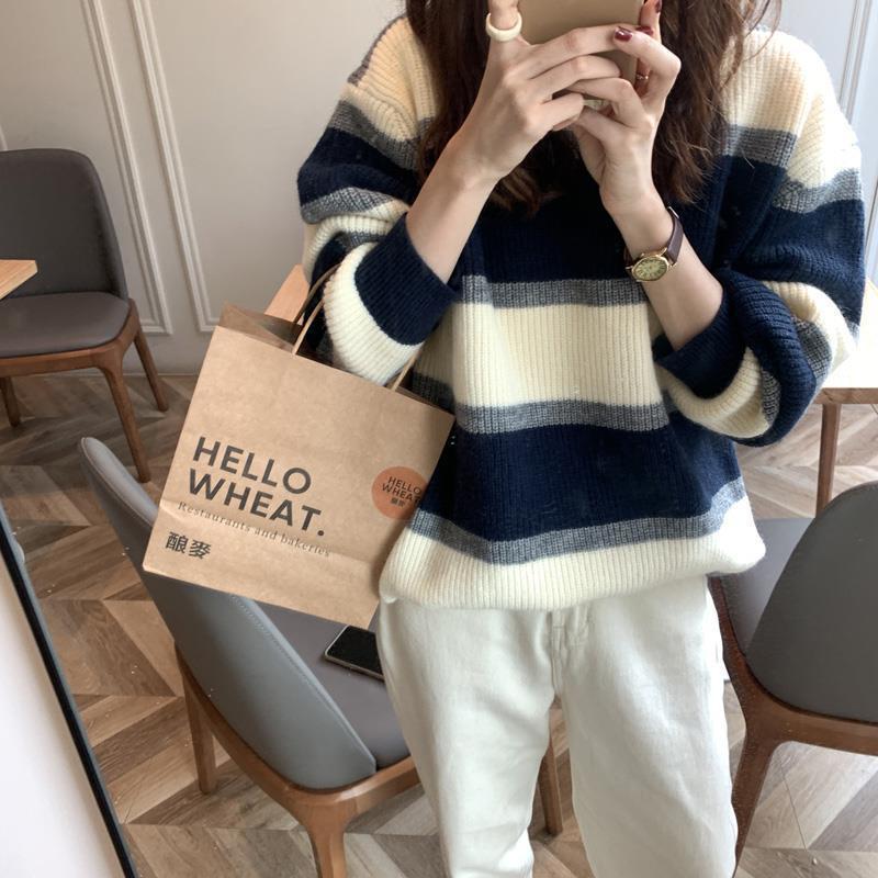Korean loose contrasting striped pullover for women, 2023 autumn and winter new collection, lazy style, worn outside,_voghion.com