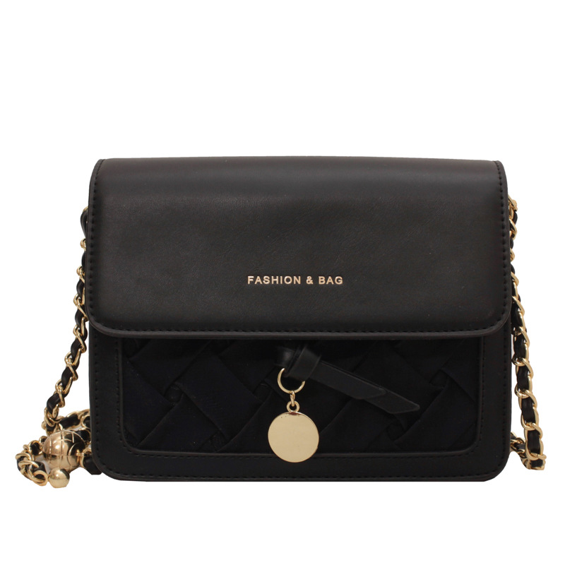 Bolso cuadrado pequeño de venta caliente único extranjero para mujer 2025 nuevo bolso de hombro de cadena de todo fósforo de alta gama bolso de mensajero casual de moda para mujer