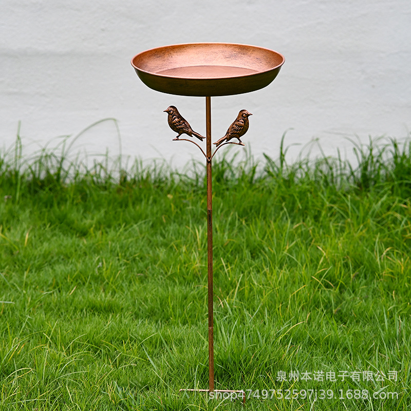 새 모이통 새 목욕 분지 플러그 크리에이티브 레트로 야외 정원 안뜰 철 장식 새 목욕 새 모이통