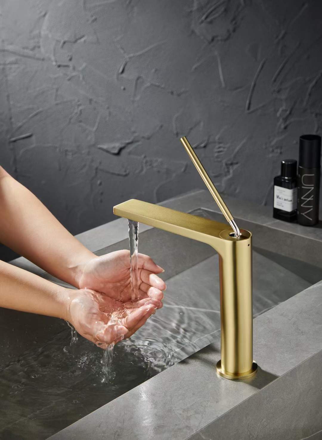 All-copper washbasin faucet, hot and cold household bathroom, washbasin gun, gray all-copper washbasin faucet undefined