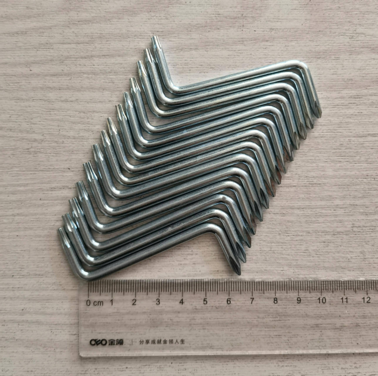 厂家直售T20梅花z字型六角十字扳手汽车挡泥板十字梅花头两用扳手