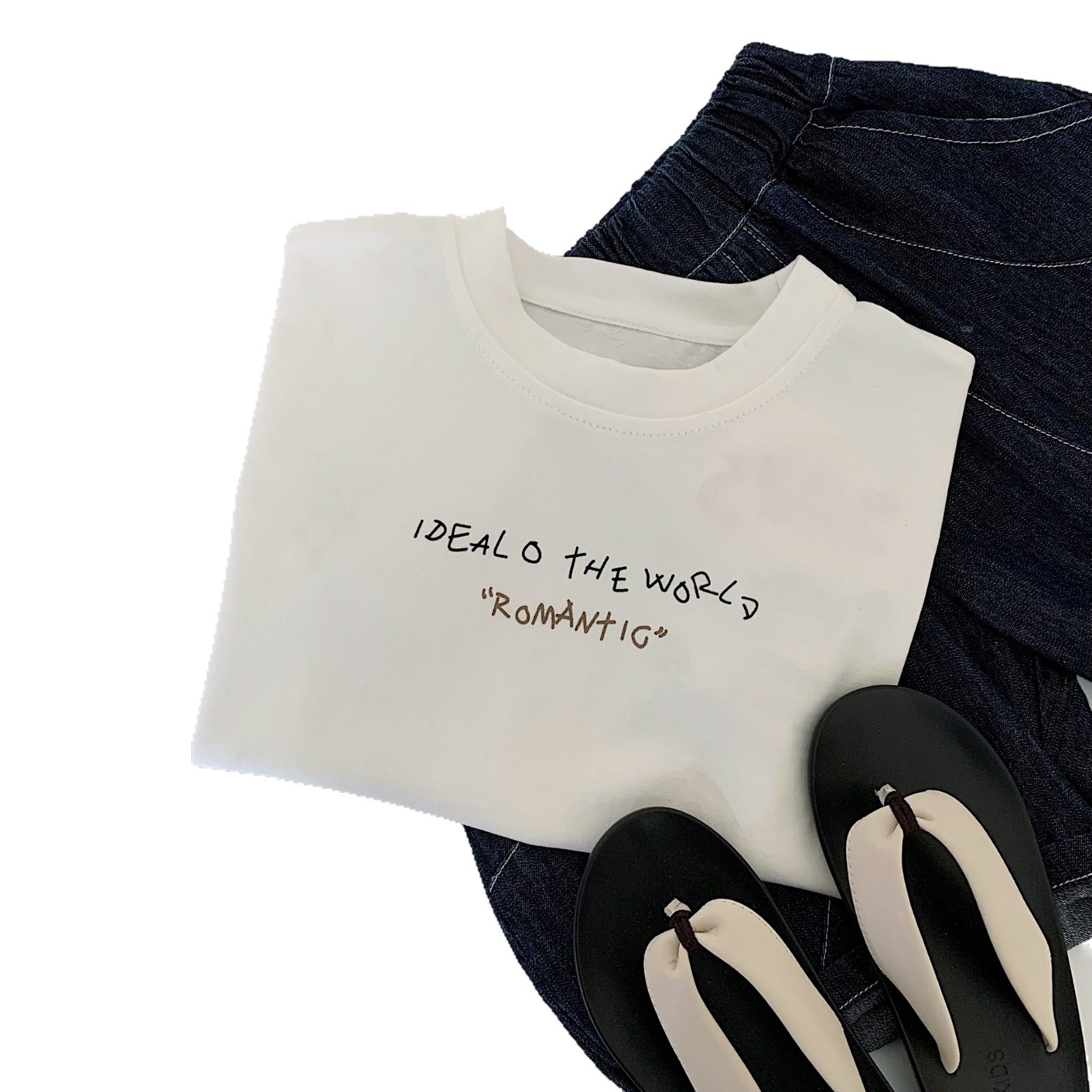 Camiseta de manga corta de verano para niños Maibao 2025 nueva versión coreana de las letras de los niños de algodón puro a verano Huzhou Zhili marea