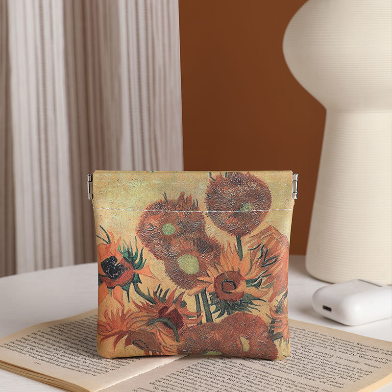 Van Gogh oil painting shrapnel lipstick cosmetic bag wired headset portable bag U disk data cable portable storage bag Van Gogh oil painting shrapnel lipstick cosmetic bag wired headset portable bag U disk data cable portable storage bag