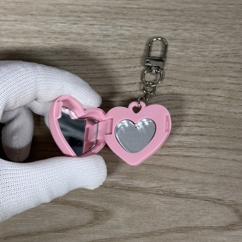 现货银色爱心腮红盒固体唇蜜香膏爱心单色眼影盘带镜带铝盘挂件|undefined