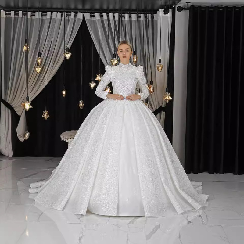 Long-Sleeved French Main Wedding Dress 2025 New Bridal Half Turtleneck Elegant Trailing Tutu Skirt High-End Luxury Heavy Industry
