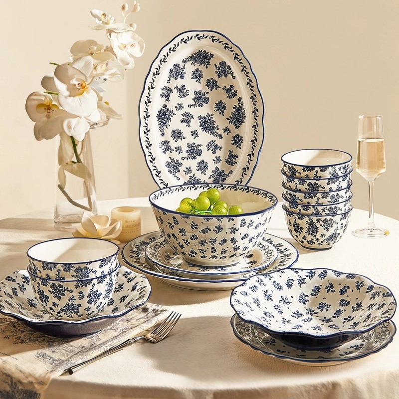 French-Style High-End Underglaze Color Ceramic Tableware Set with High Aesthetic Value, Including Bowls, Plates, Soup Bowls, and Noodle Bowls for Home Use