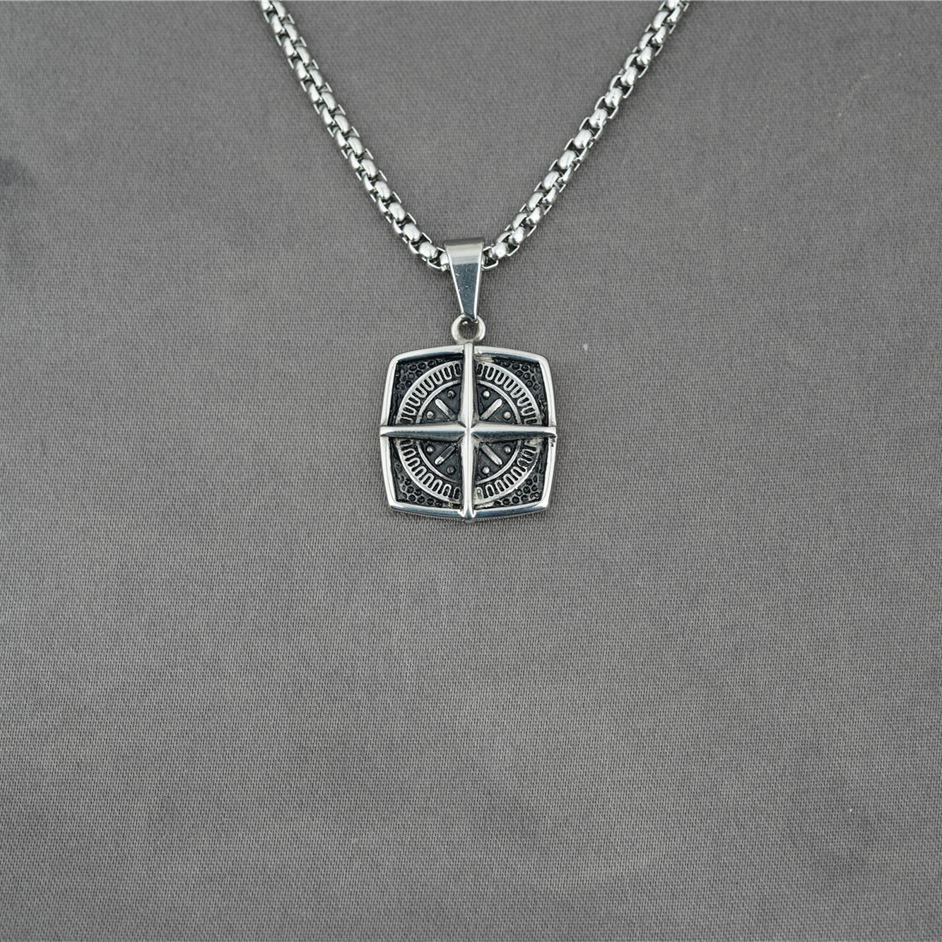 Square Compass Necklace For Men Titanium Steel Vintage Pendant_voghion.com