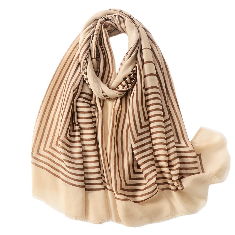 Comercio exterior europeo y americano algodón y lino mano bufanda moda carta rayas primavera delgada elegante bufanda viaje chal protector solar