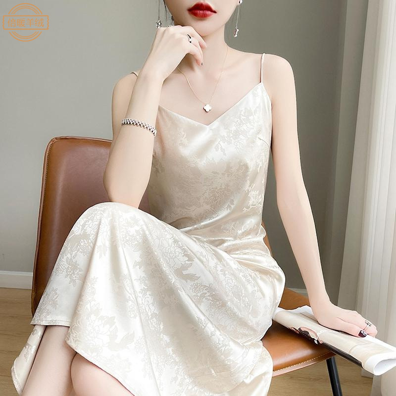 French Satin Imitation Silk Sling dress Women's V-neck Acetate Jacquard Dress for Summer Slim Look Satin Vest Long Dress French Satin Imitation Silk Sling dress Women's V-neck Acetate Jacquard Dress for Summer Slim Look Satin Vest Long Dress