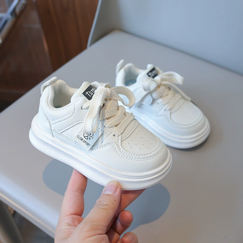 Breathable sports shoes for boys for leisure, children's sneakers for early age
