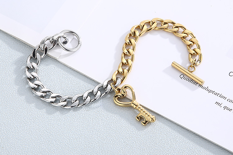 European and American vintage stainless steel key pendant bracelet necklace set wholesale