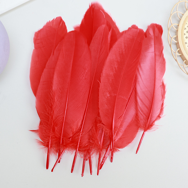 Plumas rojas al por mayor boda jardín de infantes diy plumas hechas a mano pieles de pavo pendientes de plumas de ganso accesorios accesorios de ropa image 38