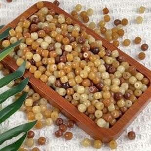 Factory wholesale mini small straight cut old material dry grinding bodhi root loose beads around the finger soft hand string beads bodhi rosary beads
