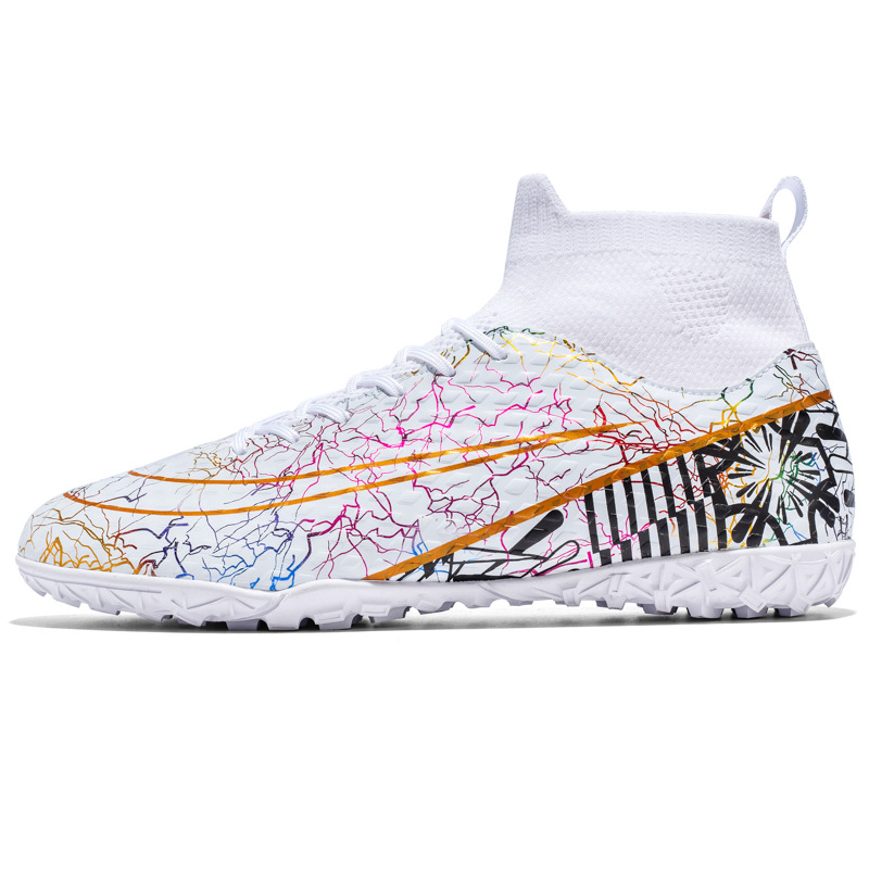Nuevos zapatos de fútbol transfronterizos, zapatos de fútbol de clavos cortos y largos, zapatos de entrenamiento de césped de tamaño grande.