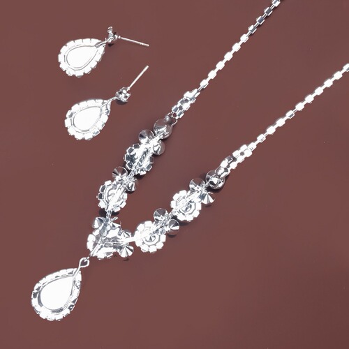 Korean Style Popular Jewelry Full Diamond Water Diamond Set Necklace Stylish and Versatile Hot Selling Item Live Streaming Dropshipping