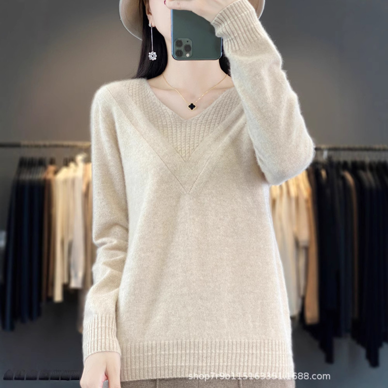 2024 Autumn and Winter New 100 Pure Wool Sweater Women's V-neck Pullover Knitted Top with Base Shirt Cashmere Sweater