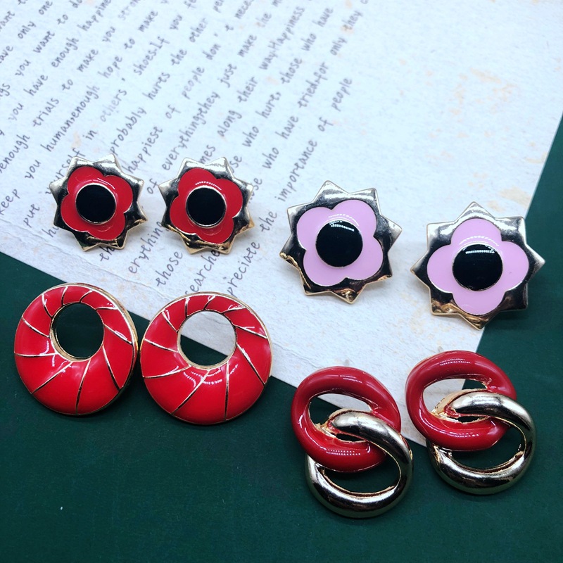 Fashion Drip Glaze Buckle Chain Earring display picture 13