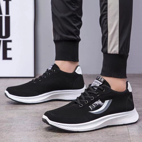 Men's Spring and Summer New Breathable Men's Sports Shoes Korean Style Casual Shoes Korean Style Running Shoes Thick Sole Father's Shoes Men