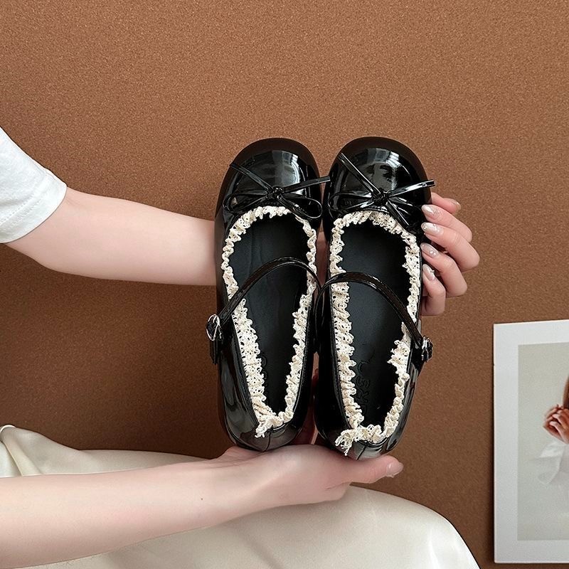 Arco de alta sensación temperamento ballet zapatos de cuero 2026 nuevo borde de encaje de verano aumento de la tendencia de zapatos marizhen