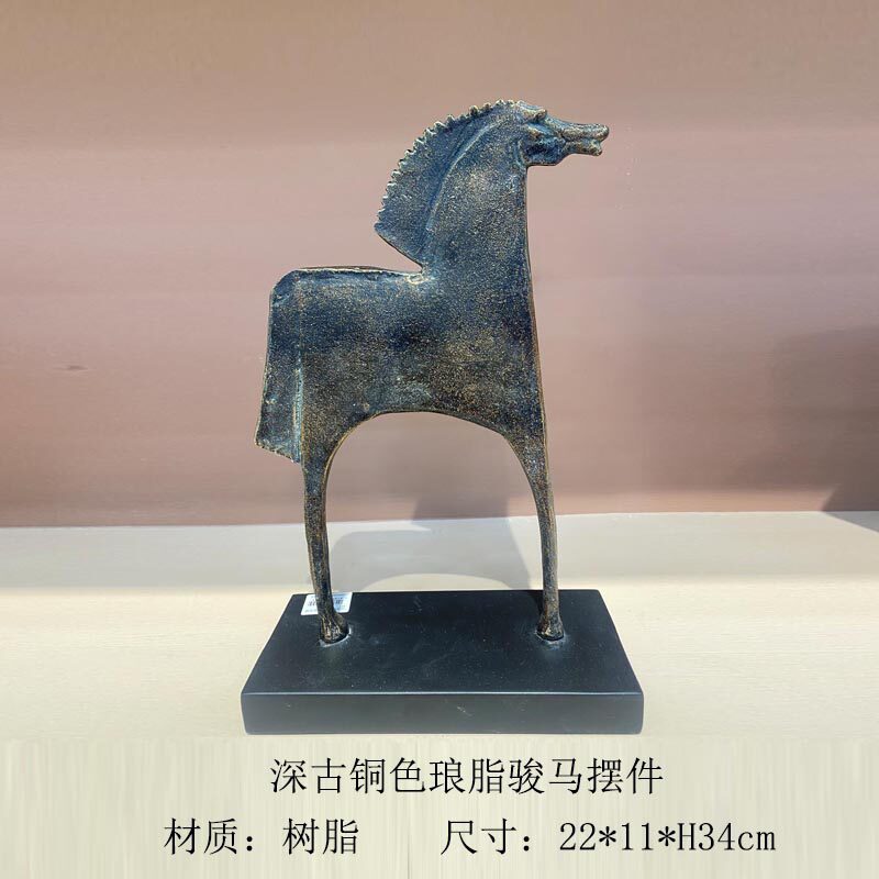 El viento tranquilo retro hace viejos colores cabeza de caballo escultura decoración artística estilo europeo sala de estar estudio decoración porche