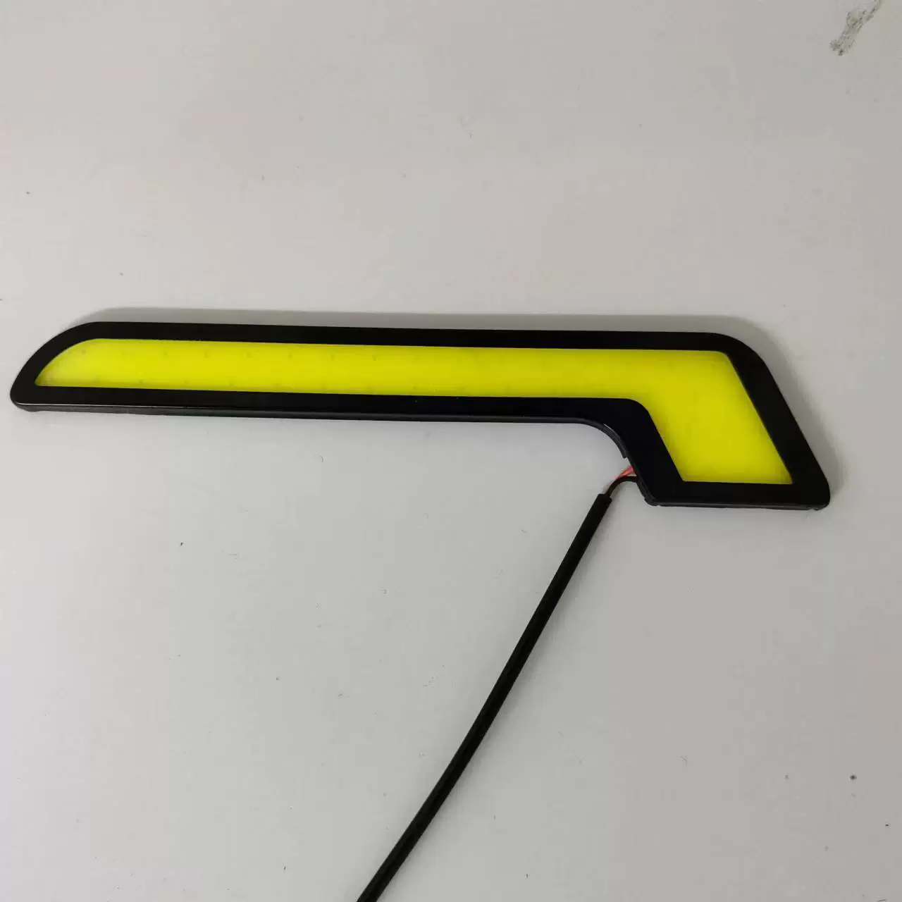 Трансграничные новые ходовые огни COB Day 7-образные Автомобильные светодиодные фонари выделяют модифицированные L-образные декоративные фонари