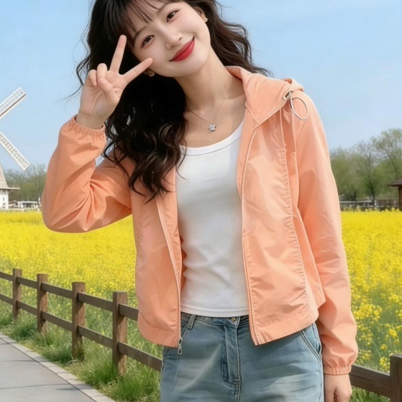 Korean style gentle summer hooded sun protection jacket for women, petite, casual, versatile, short sun protection top, sweet and cool.
