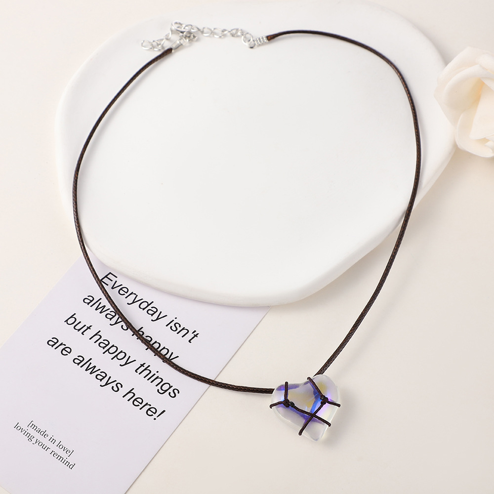 Cute fashionable pendant jade with zircon heart shaped