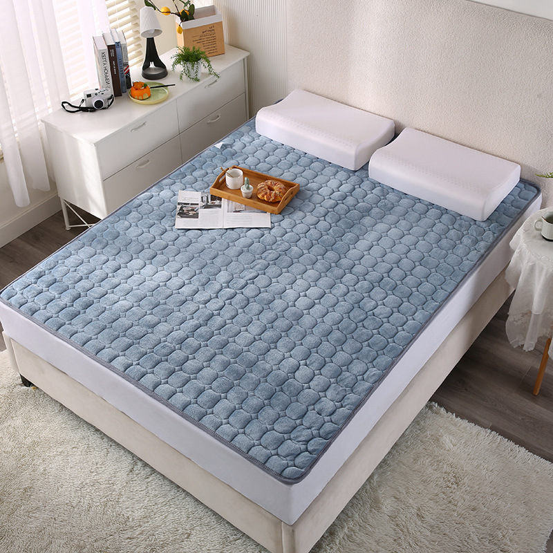 Factory direct supply flannel mattress non-slip double-sided dormitory single mattress foldable double home warm cushion