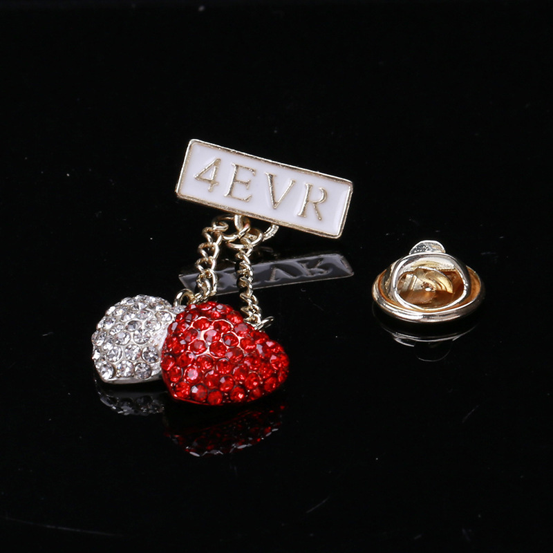 Alloy Material Elegant Streetwear Pin Letter Heart Shape Alloy Rhinestones Women's Brooches
