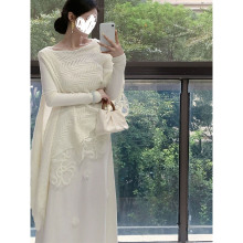 法式千金风秋冬新款加厚立体花朵温柔白月光长袖连衣裙女披肩套装