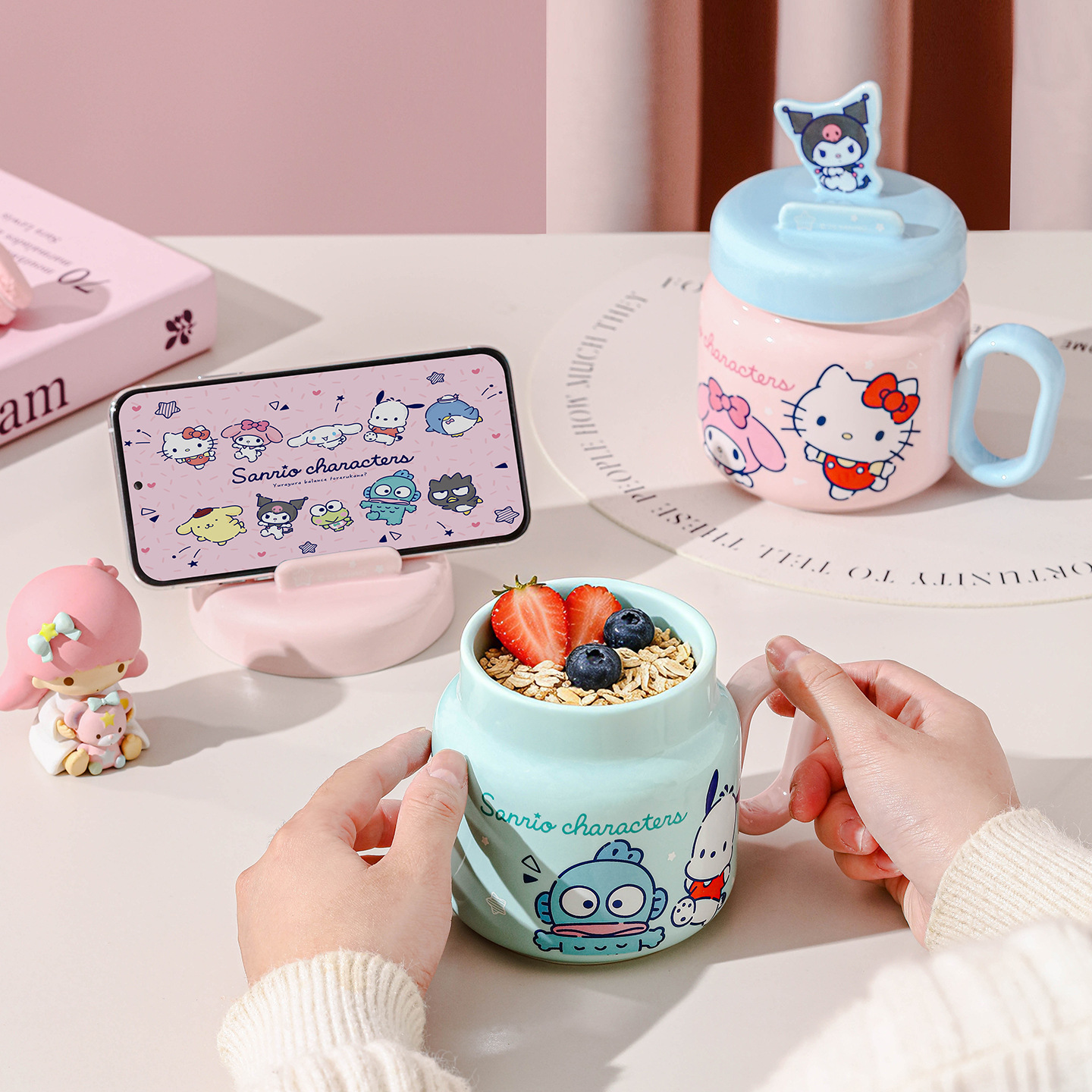 Sanliou tazas de cerámica de dibujos animados auténticas con tapa encantadora de oficina de chicas tazas portátiles tazas de agua