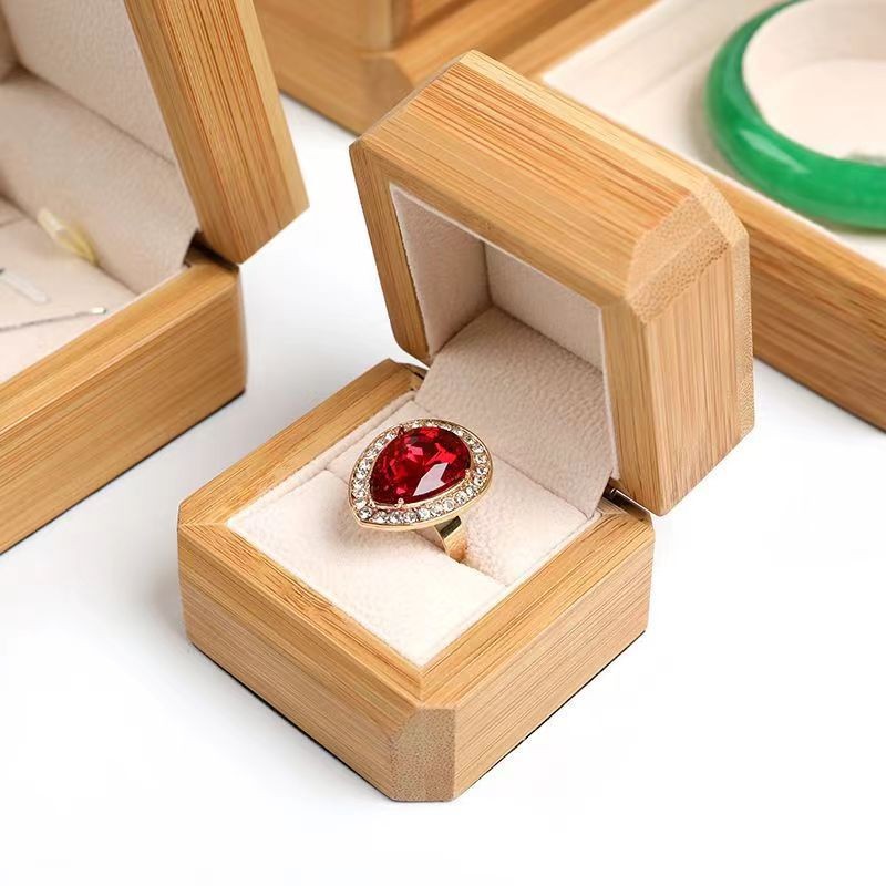 木质首饰盒翻盖戒指盒求婚婚礼钻石盒珠宝饰品盒便携式首饰包装盒
