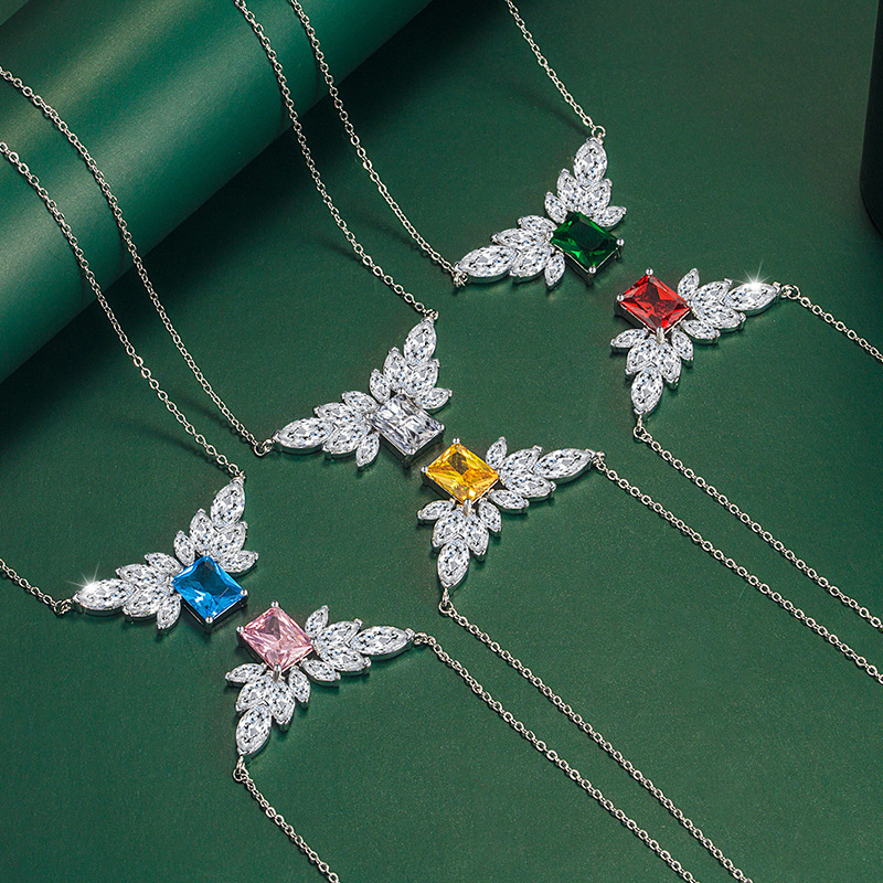 Fashion Geometric Copper Inlay Zircon Pendant Necklace 1 Piece