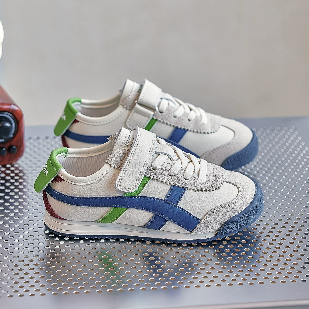 Children's breathable sports shoes, non-slip casual footwear for boys, genuine leather, soft sole
