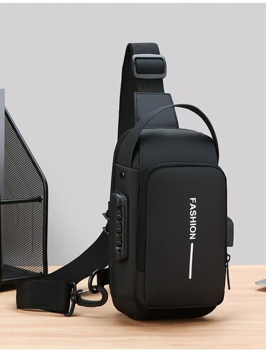 Cross-border popular men's large-capacity motorcycle bag chest bag shoulder crossbody bag waterproof wear-resistant multi-functional luggage manufacturer