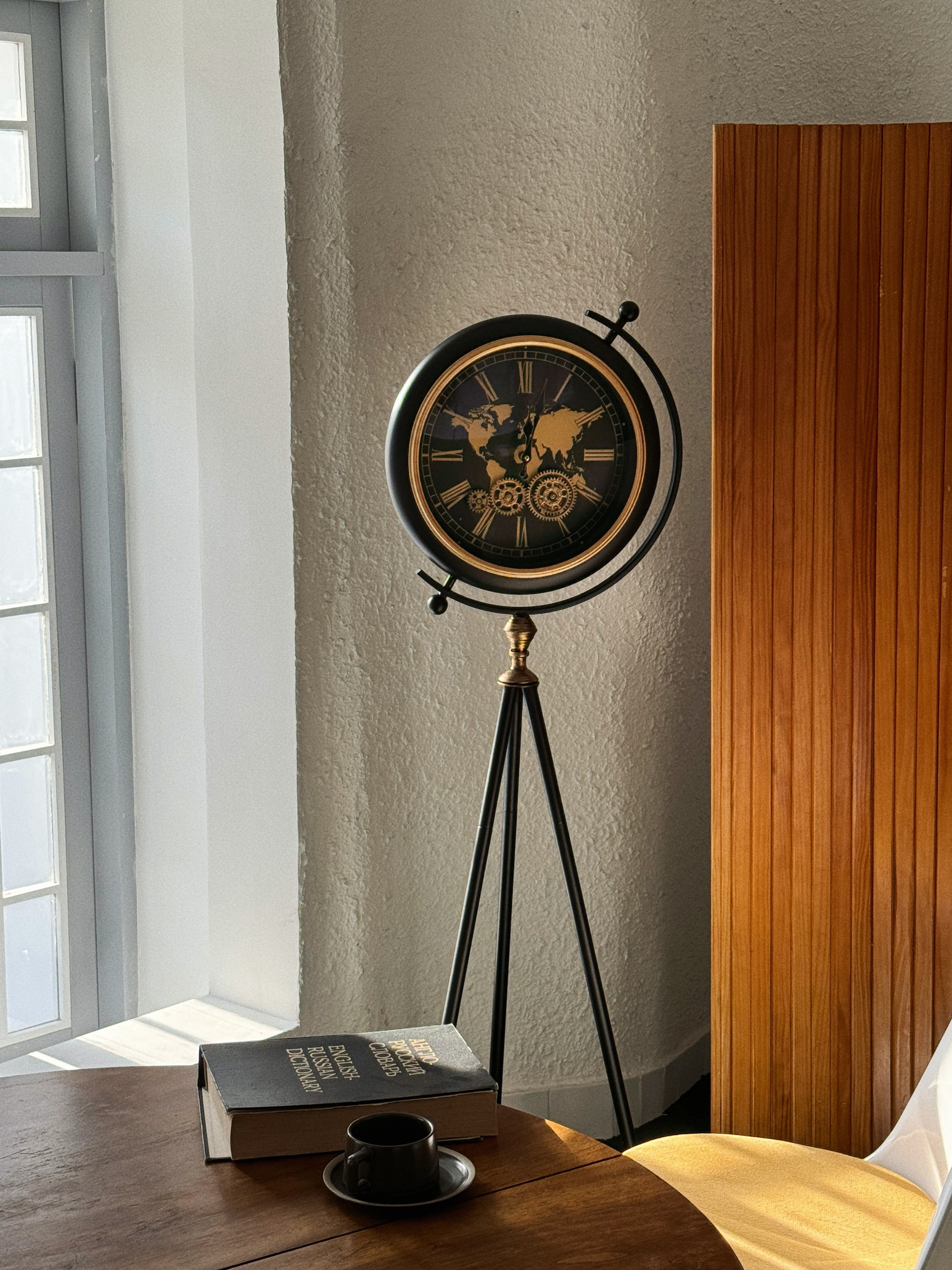 ✅美式客厅别墅办公室复古创意落地钟三脚摆件欧式立钟机械齿轮台