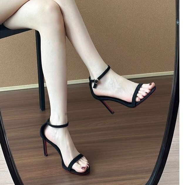 Soft-Soled, Comfortable, Versatile Slip-On Shoes, New French-Style Sexy and Stunning Red-Soled High Heels for Women with Exposed Toes, Spring 2026 Collection