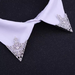 Cross-border Hot Sale Metal Hollow Pattern Collar Corner Buckle Retro Triangle Collar Corner Collar Clip Women's Collar Needle Jewelry
