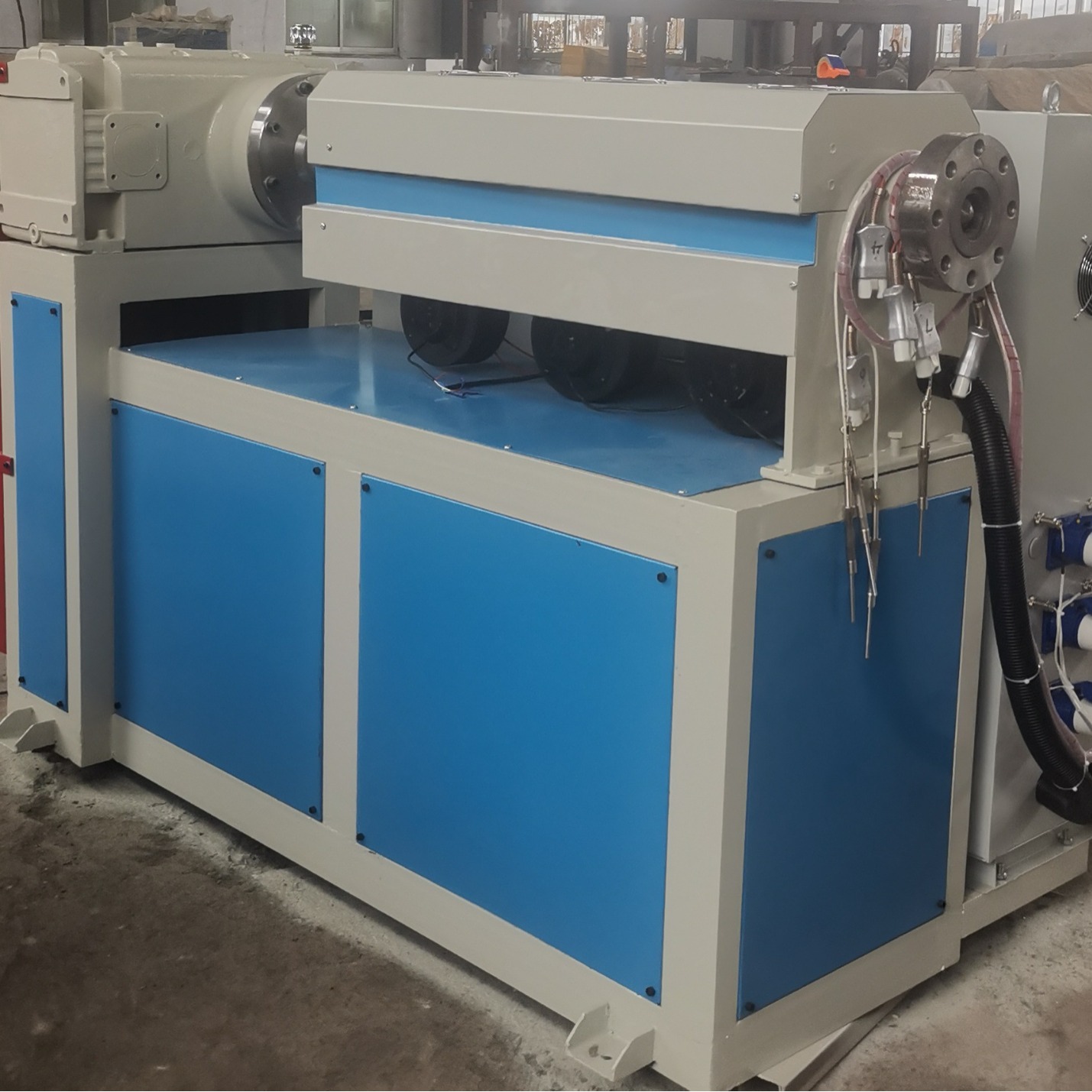 莱芜金冠塑机直销  45  超高聚乙烯异型材导轨挤出机