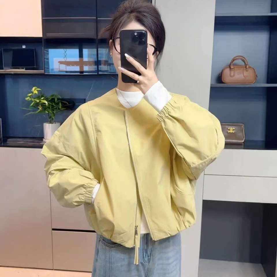 Women's Short Jacket, New Spring/Autumn Style, 2026 Trendy Thin Baseball Jacket, Casual and Versatile Top