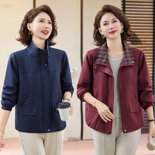 中老年女装春秋休闲薄款上衣2025新款中年妈妈秋装洋气短夹克外套