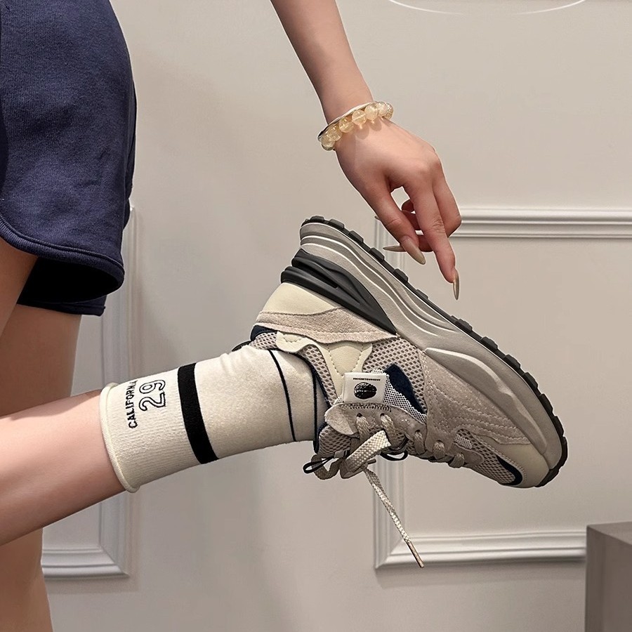 [Chaobunan] zapatos de base gruesa y alta para mujeres zapatos deportivos casuales retro primavera zapatos waffle gump estudiantes amor